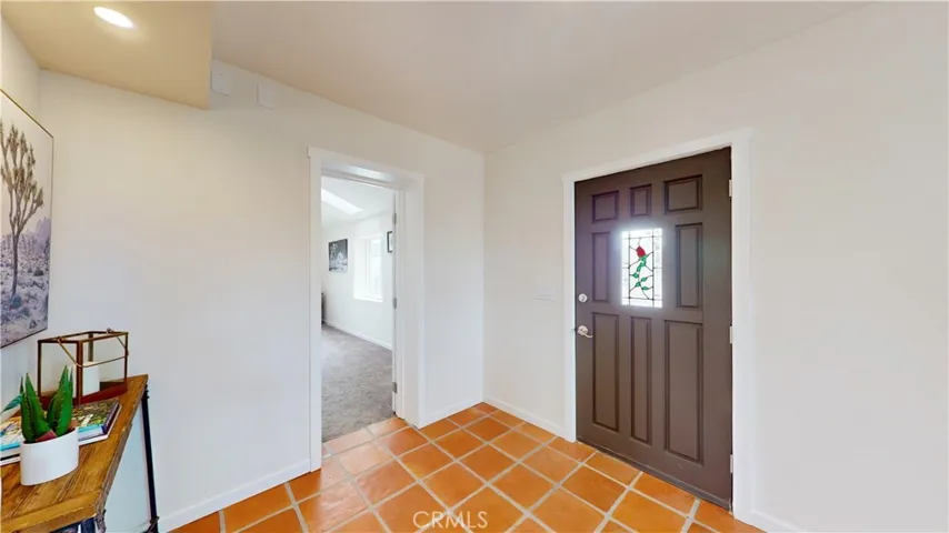 10212 Deep Creek Road, Apple Valley, California 92308