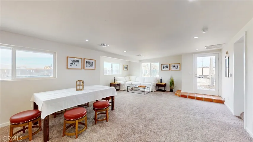 10212 Deep Creek Road, Apple Valley, California 92308