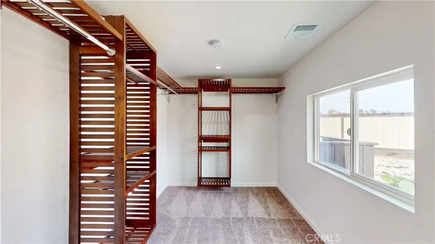 10212 Deep Creek Road, Apple Valley, California 92308