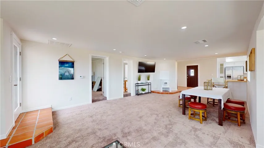 10212 Deep Creek Road, Apple Valley, California 92308
