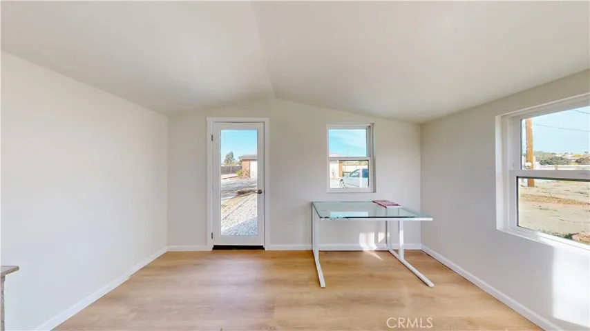10212 Deep Creek Road, Apple Valley, California 92308