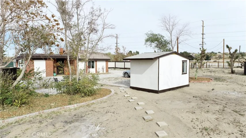 10212 Deep Creek Road, Apple Valley, California 92308