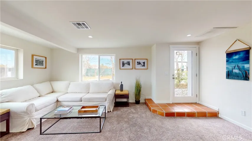 10212 Deep Creek Road, Apple Valley, California 92308