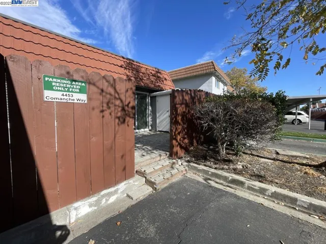 4453 Comanche Way, Pleasanton, California 94588