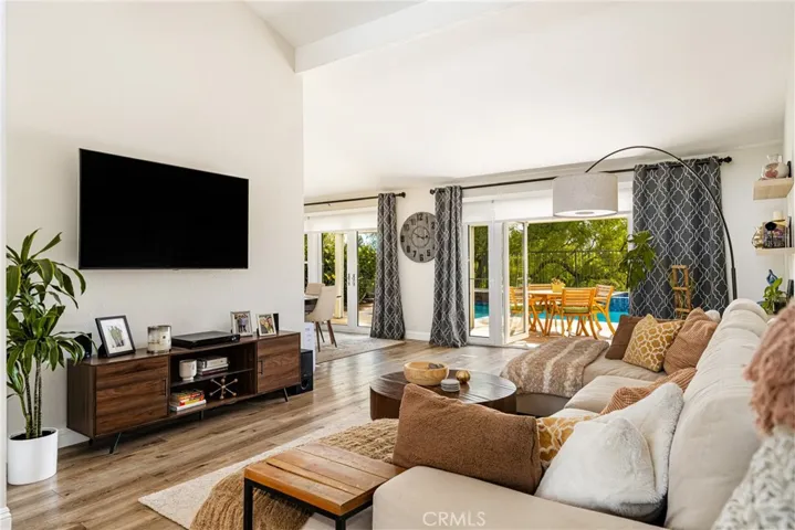 21180 Via Cota, Yorba Linda, California 92887