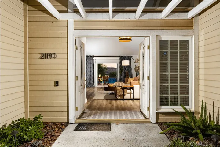21180 Via Cota, Yorba Linda, California 92887
