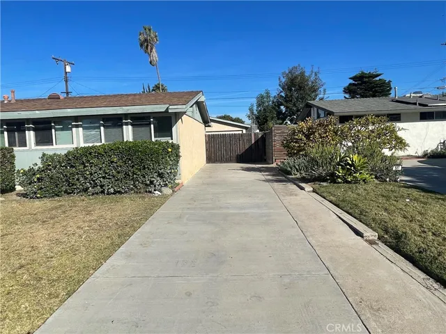 513 W Baker Ave, Fullerton, California 92832
