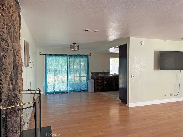 27622 Cloverleaf Drive, Helendale, California 92342