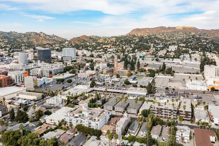6077 Selma Avenue, Los Angeles, California 90028