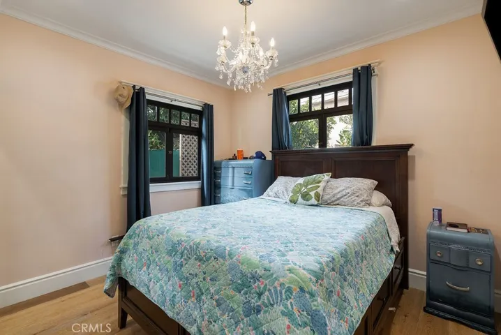 6077 Selma Avenue, Los Angeles, California 90028