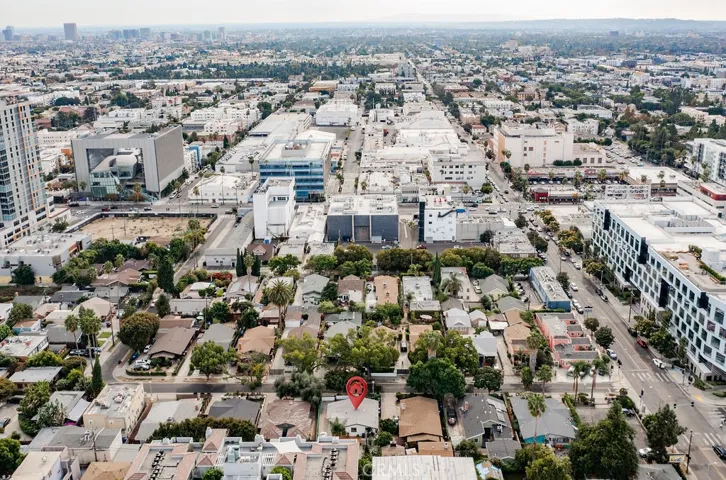 6077 Selma Avenue, Los Angeles, California 90028