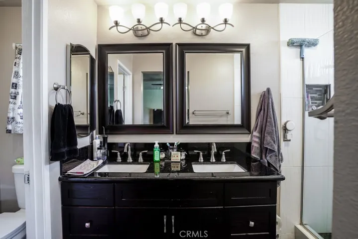 Dual Vanity in the Primary