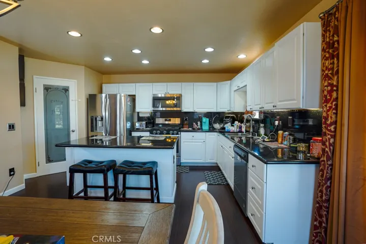 Also has a perfect Pantry.