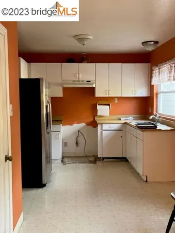 108 Lois Ave, Pittsburg, California 94565