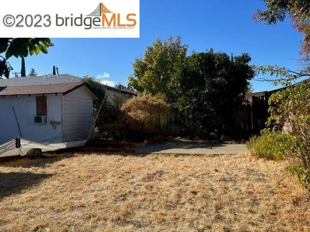 108 Lois Ave, Pittsburg, California 94565