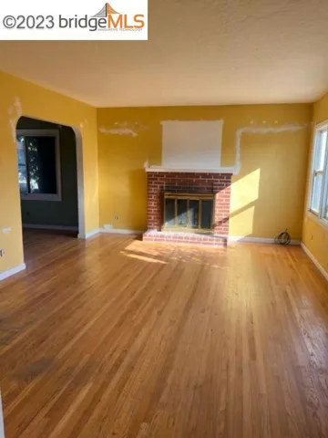 108 Lois Ave, Pittsburg, California 94565