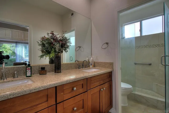 40560 Via Malagas, Murrieta, California 92562