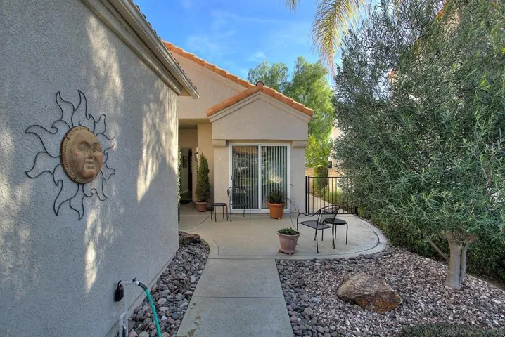 40560 Via Malagas, Murrieta, California 92562