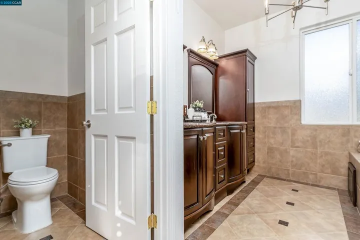 3304 Ahern Ct, Richmond, California 94803