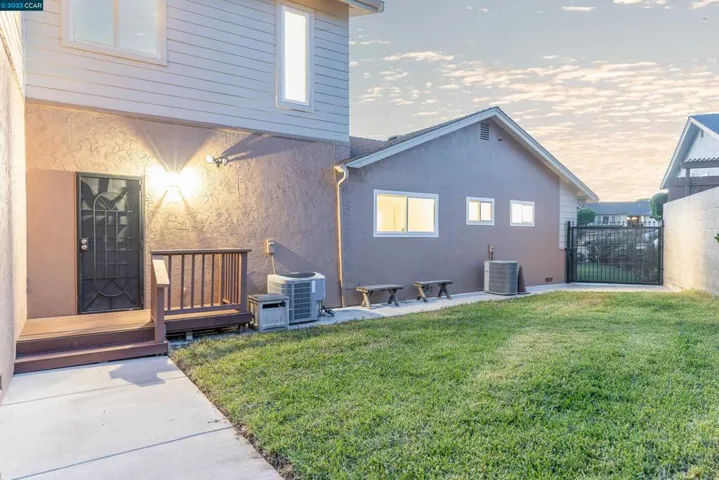 3304 Ahern Ct, Richmond, California 94803