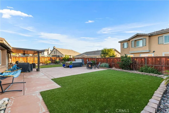 433 Tivoli Court, Hemet, California 92543