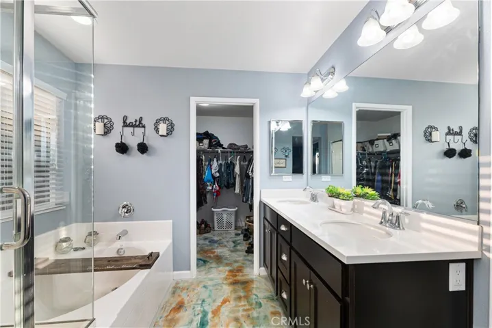 433 Tivoli Court, Hemet, California 92543