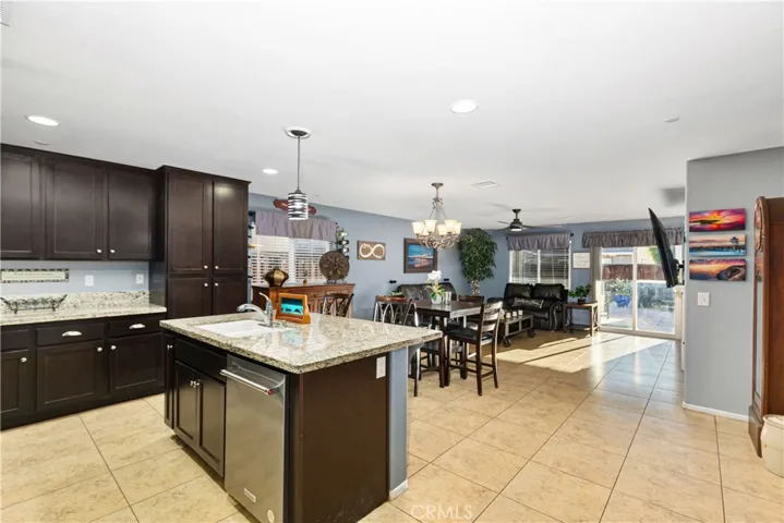 433 Tivoli Court, Hemet, California 92543