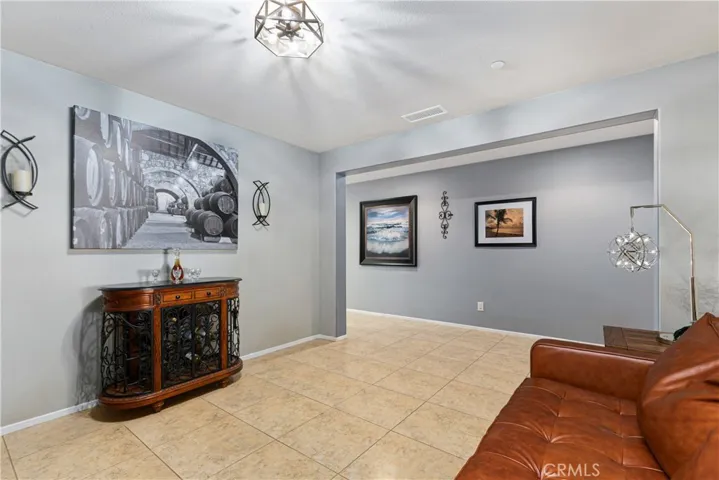 433 Tivoli Court, Hemet, California 92543