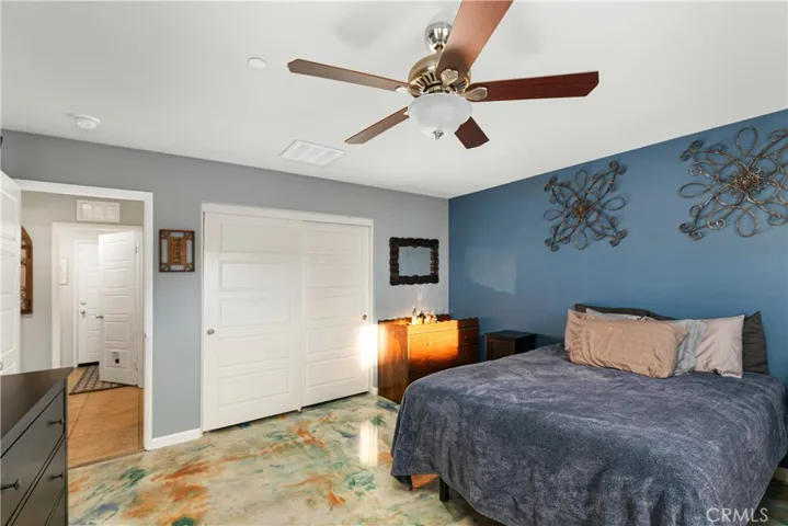 433 Tivoli Court, Hemet, California 92543