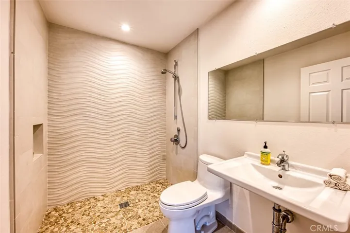 28403 Borgona, Mission Viejo, California 92692