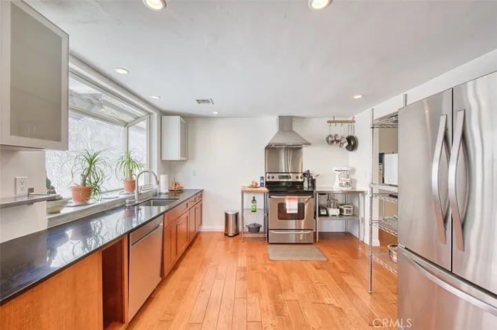 28403 Borgona, Mission Viejo, California 92692