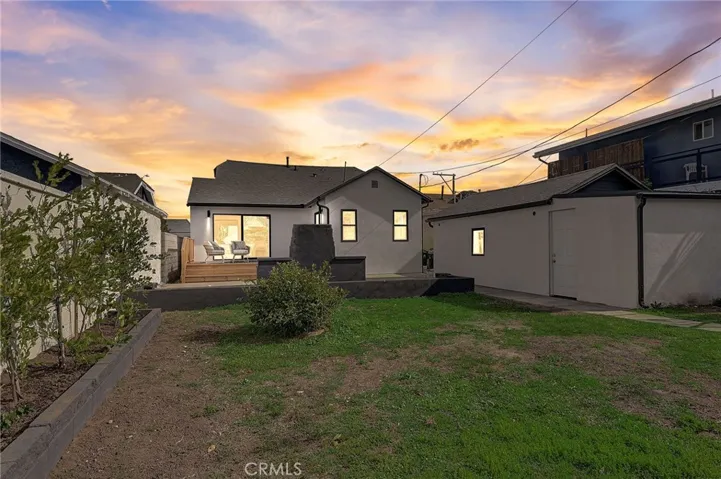 6123 S Rimpau Boulevard, Los Angeles, California 90043