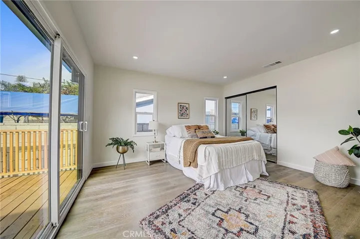 6123 S Rimpau Boulevard, Los Angeles, California 90043