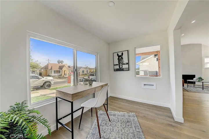 6123 S Rimpau Boulevard, Los Angeles, California 90043