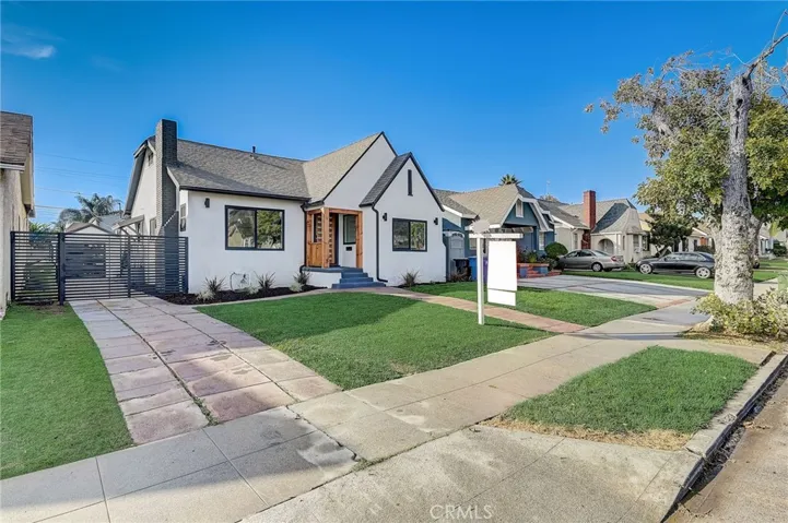6123 S Rimpau Boulevard, Los Angeles, California 90043