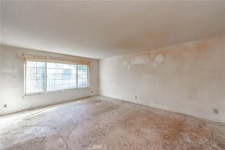 6590 E Edinboro Circle, Anaheim Hills, California 92807