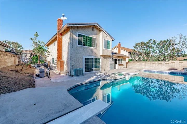 6590 E Edinboro Circle, Anaheim Hills, California 92807