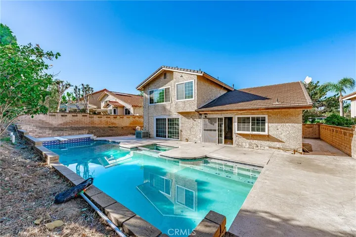 6590 E Edinboro Circle, Anaheim Hills, California 92807