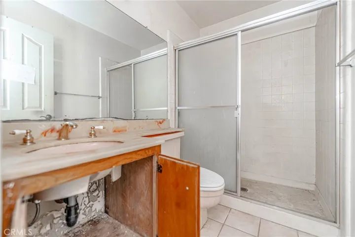 6590 E Edinboro Circle, Anaheim Hills, California 92807