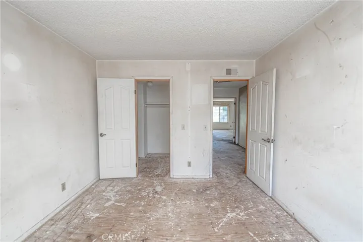 6590 E Edinboro Circle, Anaheim Hills, California 92807
