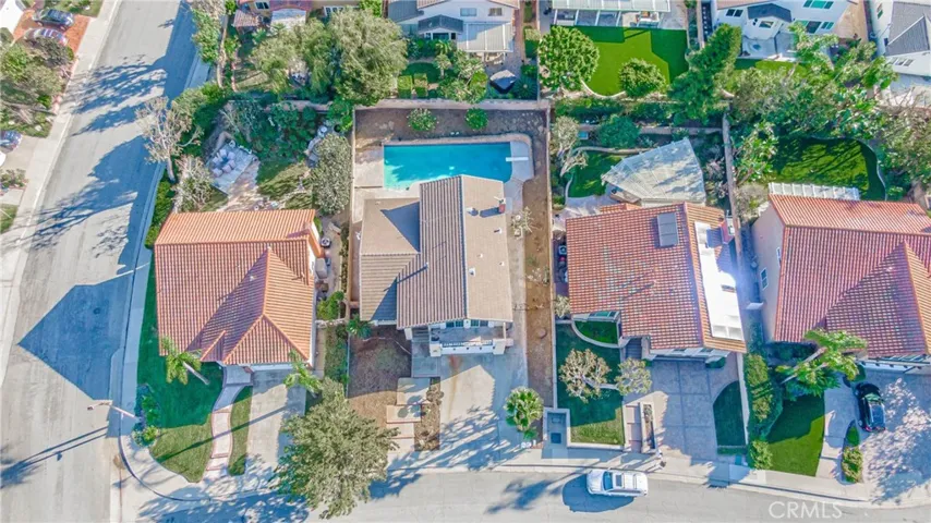 6590 E Edinboro Circle, Anaheim Hills, California 92807