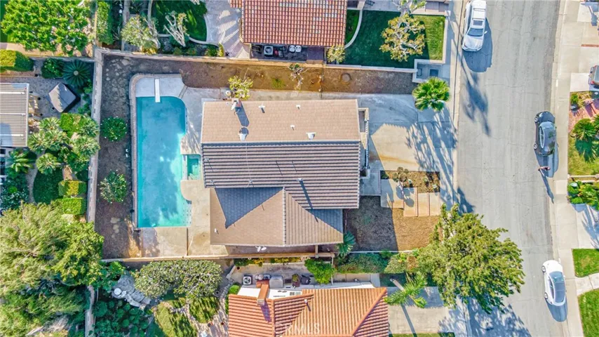 6590 E Edinboro Circle, Anaheim Hills, California 92807