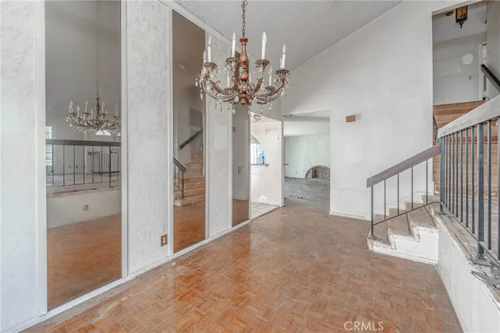 6590 E Edinboro Circle, Anaheim Hills, California 92807