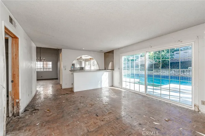 6590 E Edinboro Circle, Anaheim Hills, California 92807