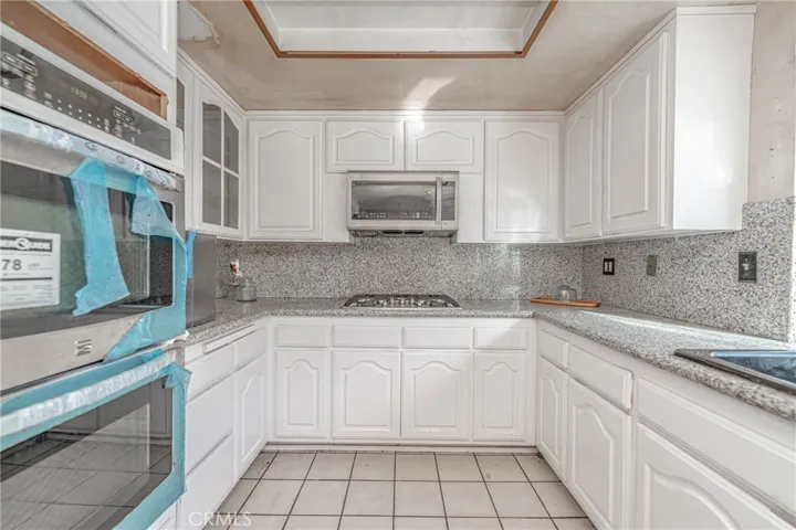 6590 E Edinboro Circle, Anaheim Hills, California 92807