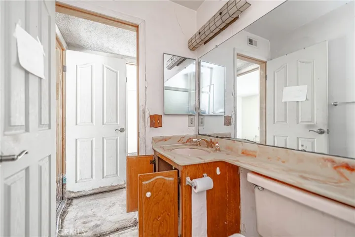 6590 E Edinboro Circle, Anaheim Hills, California 92807