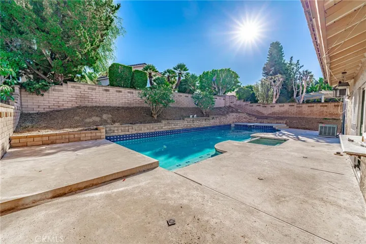 6590 E Edinboro Circle, Anaheim Hills, California 92807