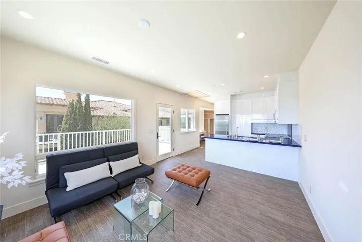376 Cliff Drive C, Laguna Beach, California 92651