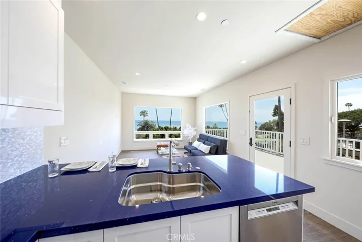 376 Cliff Drive C, Laguna Beach, California 92651