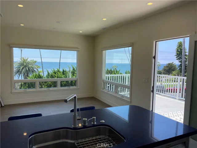 376 Cliff Drive C, Laguna Beach, California 92651